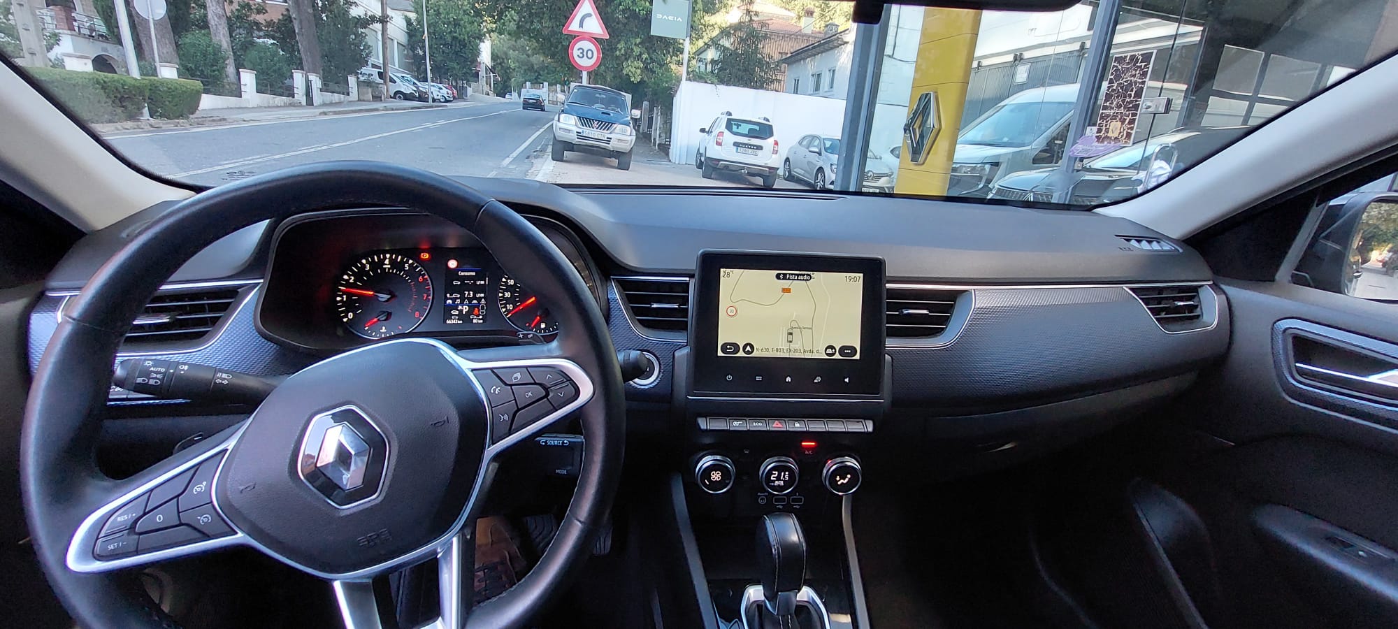 Renault Arkana 1.3 TCE 140CV miniatura 8